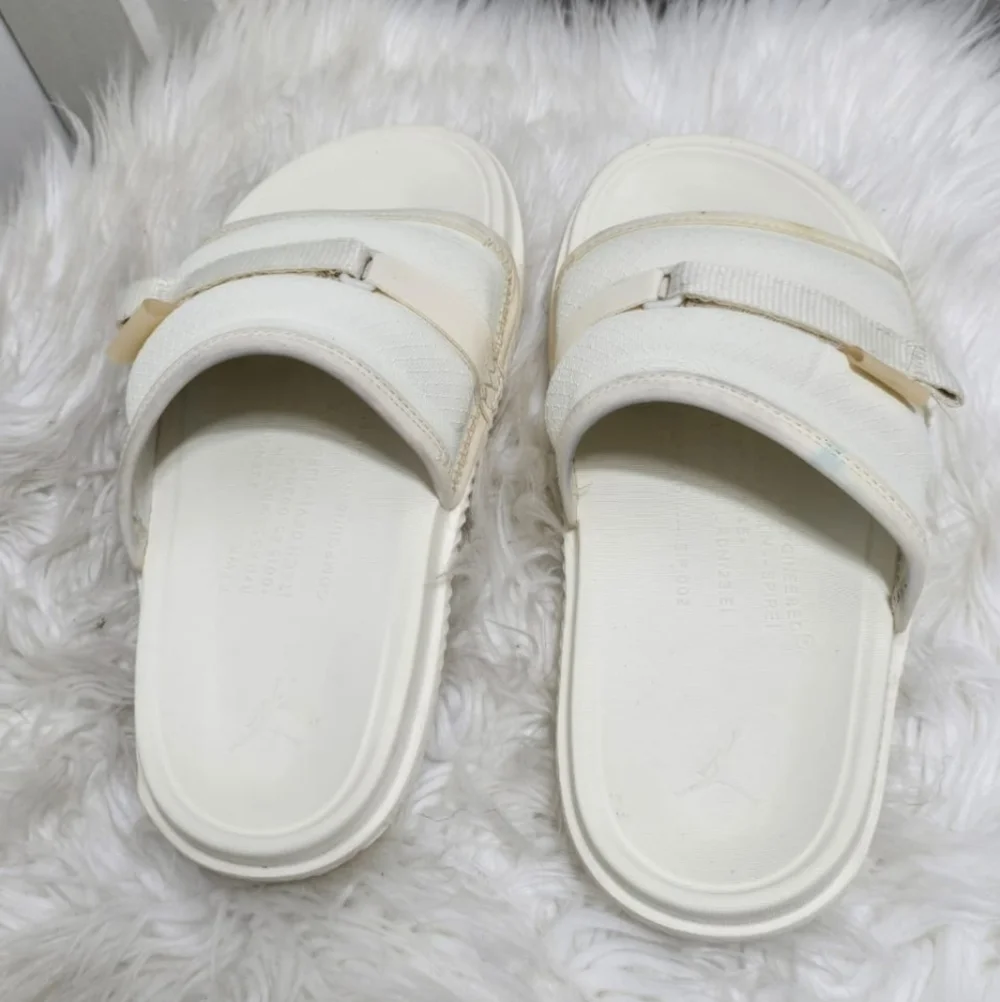 Jordan Super Play Slides Sandals Coconut Milk Men's Size 40🌴✌️